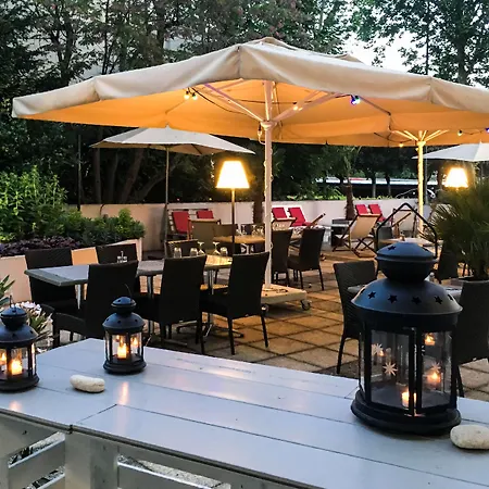 Four Points By Sheraton Cathedrale 4* رانس