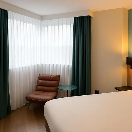 Campanile Centre - Cathedrale 3*