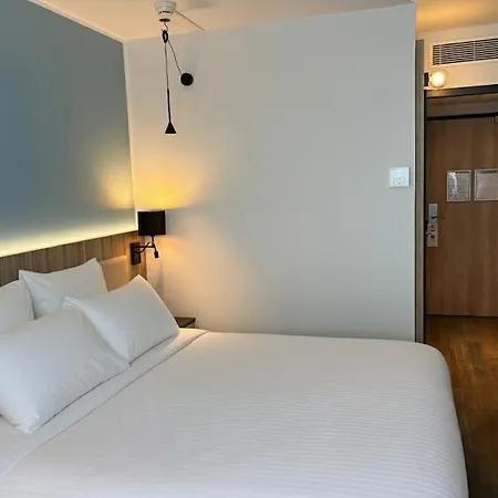 Campanile Centre - Cathedrale Hotel Reims