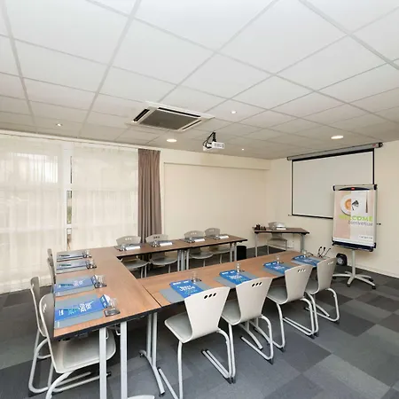 Отель Campanile Centre - Cathedrale Реймс