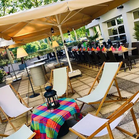 Four Points By Sheraton Cathedrale 4*