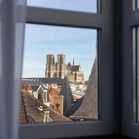 Campanile Centre - Cathedrale Hotel 3*