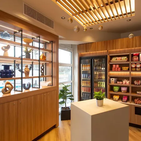 Отель Campanile Centre - Cathedrale Реймс