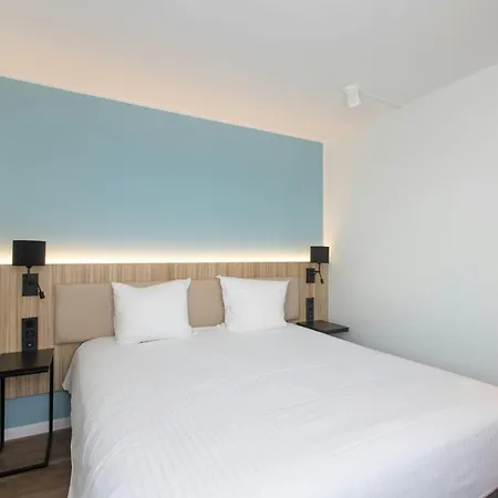 Four Points By Sheraton Cathedrale Отель Реймс