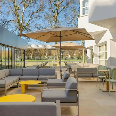 Four Points By Sheraton Cathedrale Hotel 4*