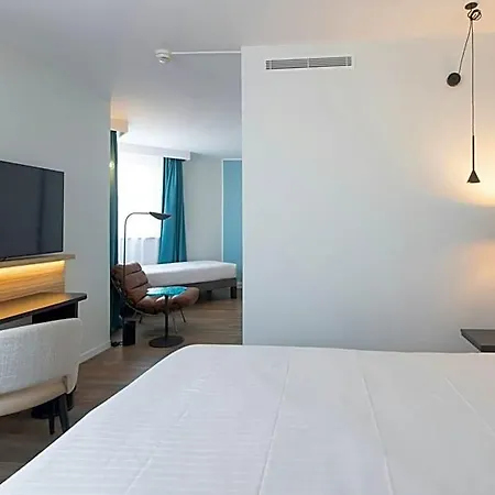 Four Points By Sheraton Cathedrale Hotel 4*