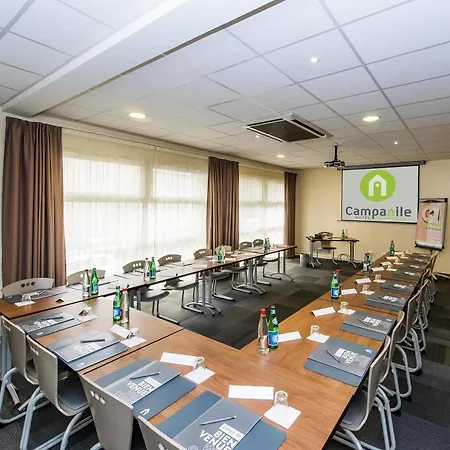 Hotel Campanile Centre - Cathedrale 3*