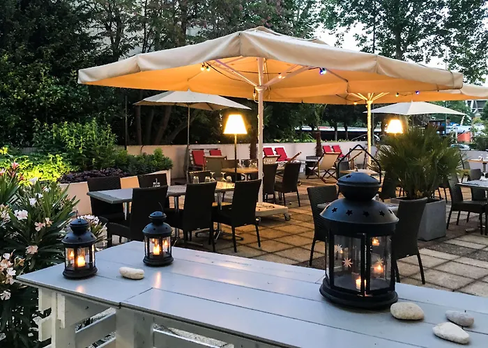 Campanile Centre - Cathedrale 3* Reims