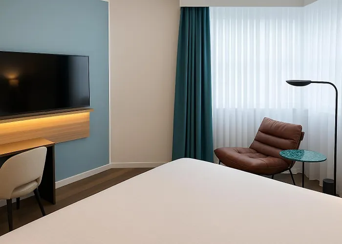 Campanile Centre - Cathedrale Hotel 3*