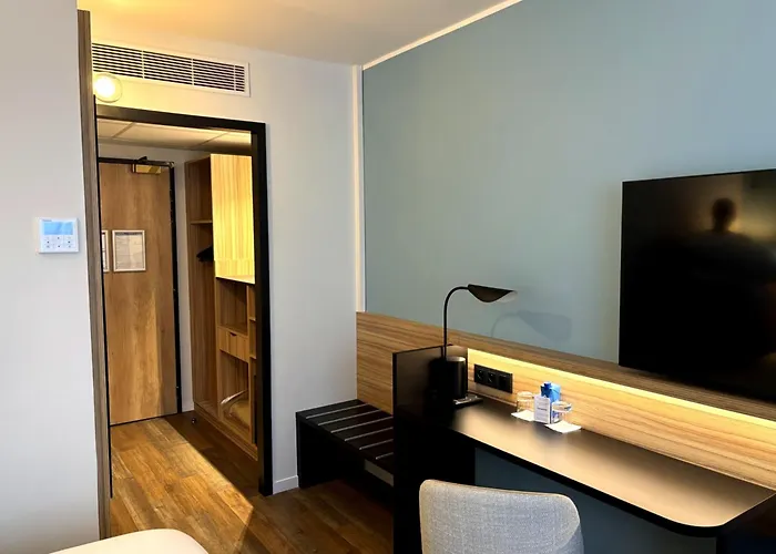 Campanile Centre - Cathedrale Reims