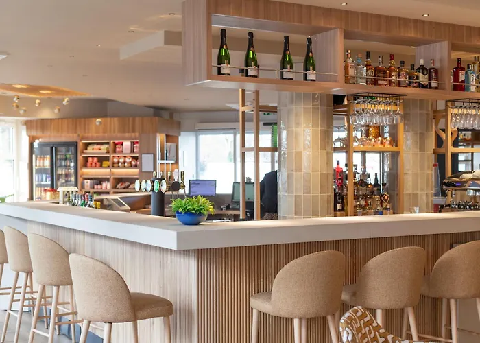 Campanile Centre - Cathedrale Hotel 3*